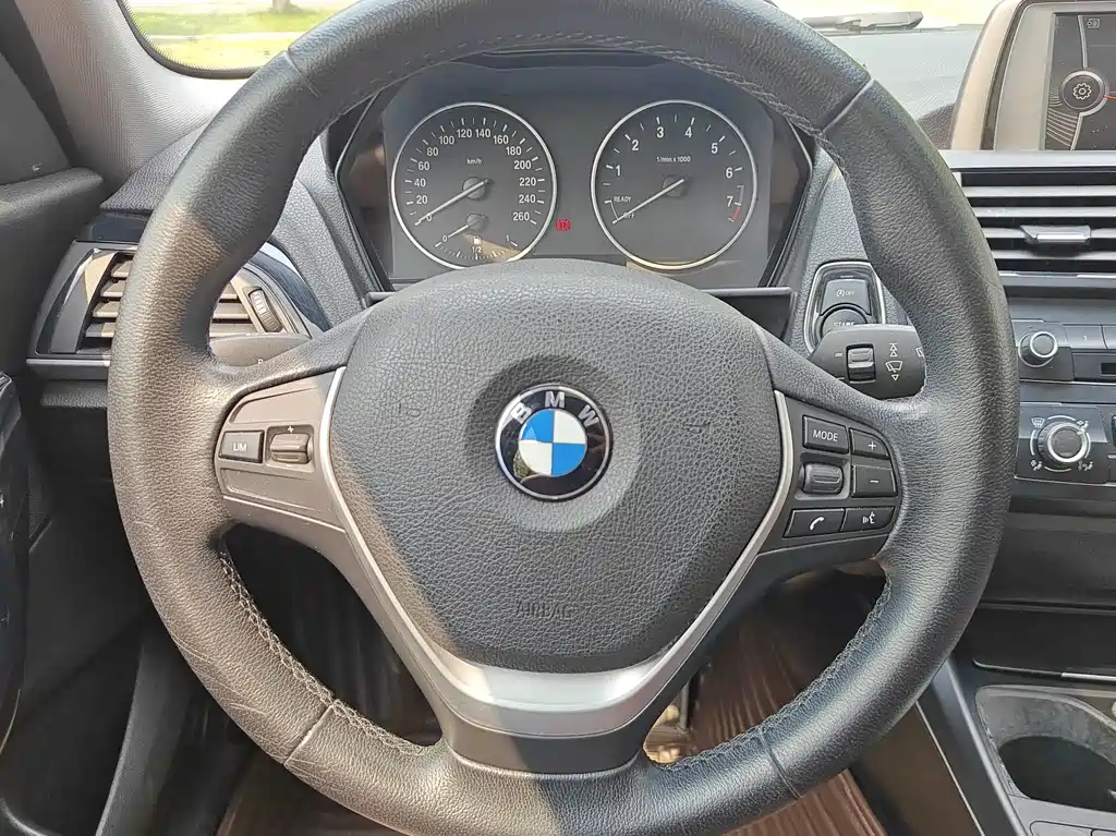 BMW 1 Series (Import) — миниатюра 18