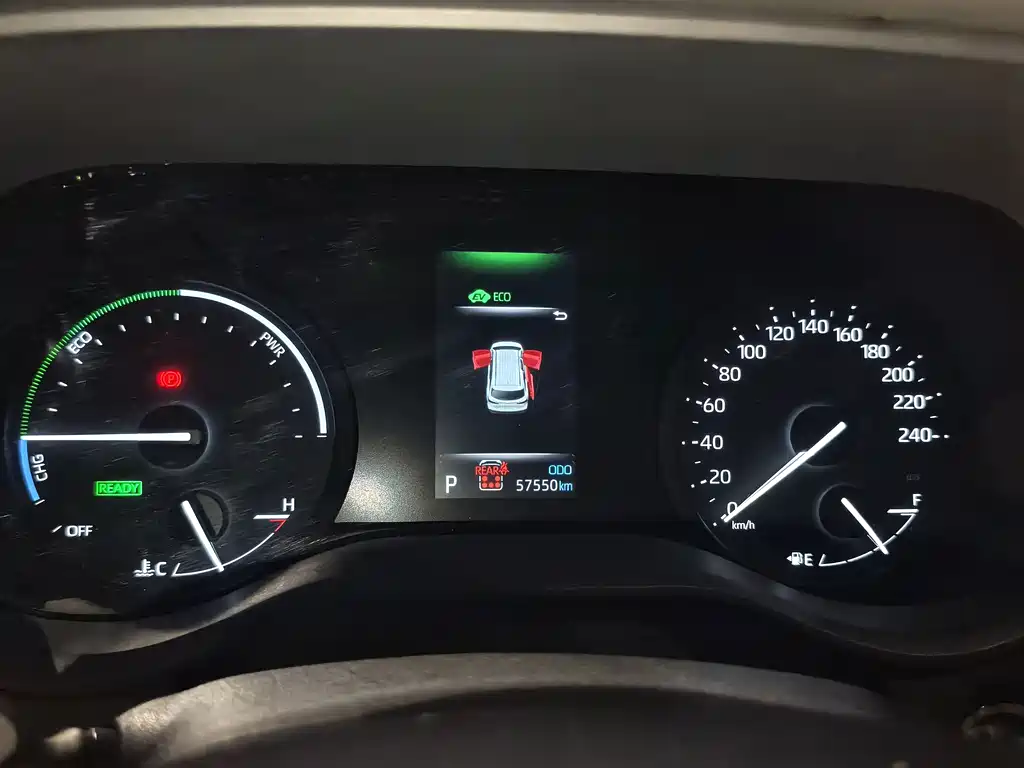Toyota Granvia — миниатюра 6