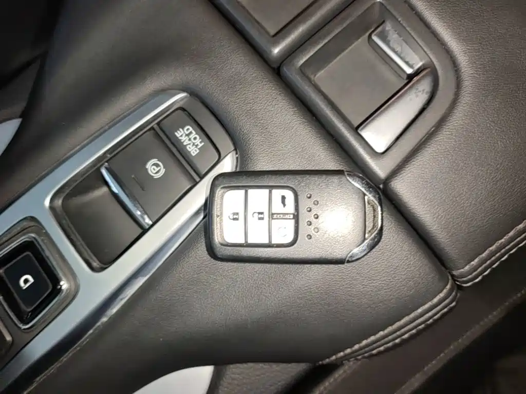 Honda Avancier — миниатюра 9