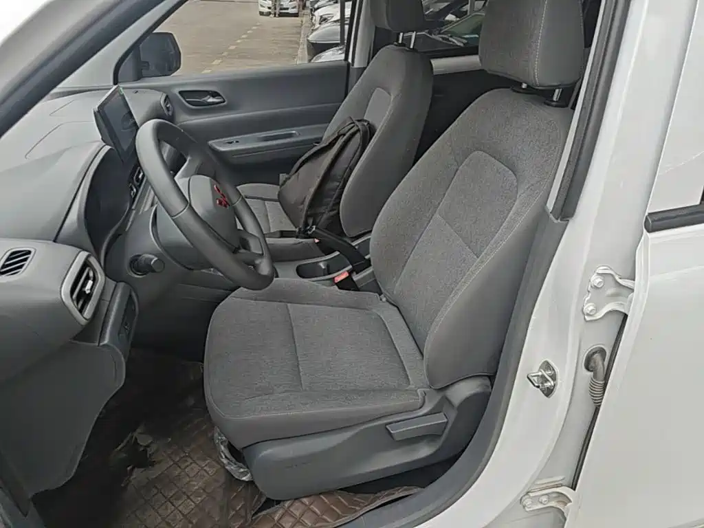 Wuling Hongguang EV — миниатюра 15