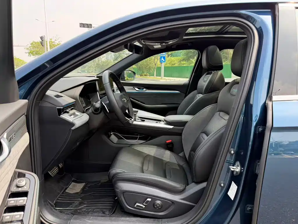 Geely Preface 2023 2.0TD