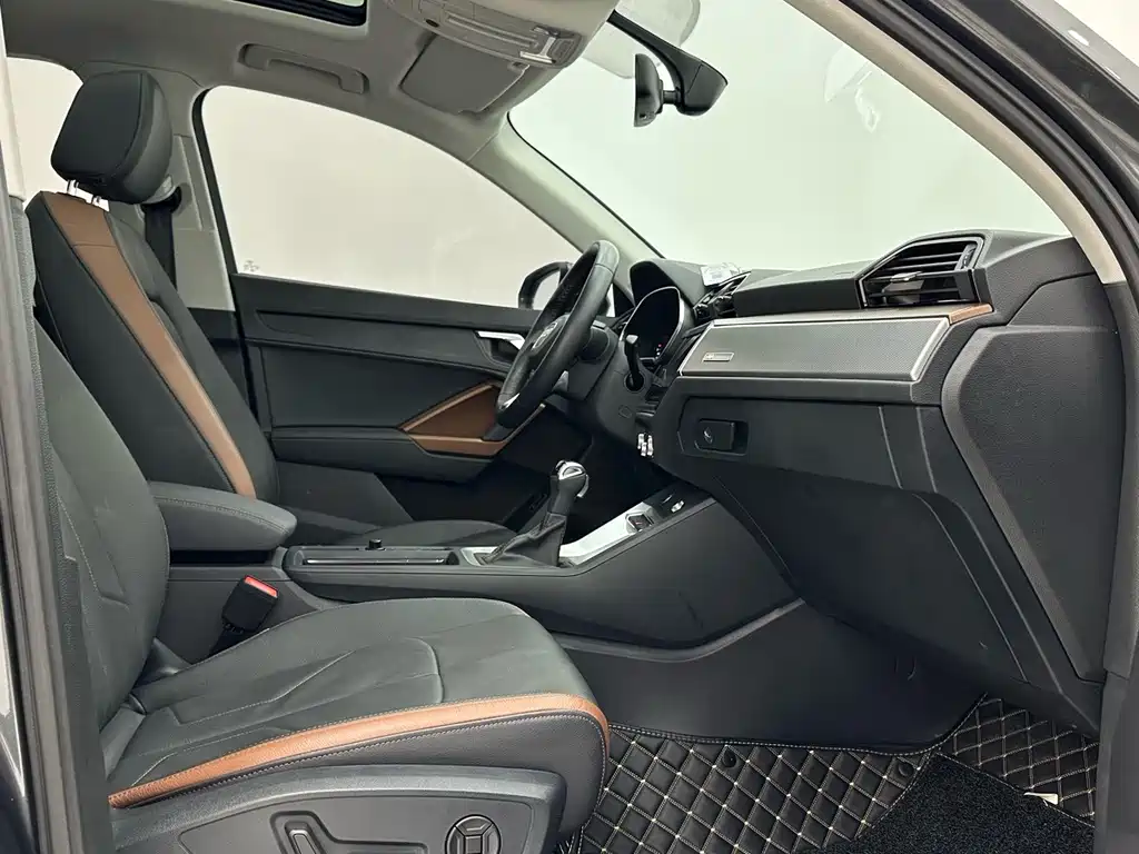 Audi Q3 — миниатюра 9