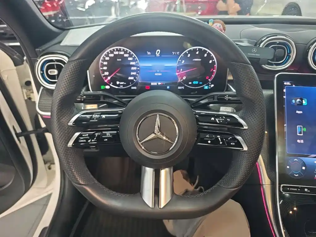 Mercedes-Benz C-Class — миниатюра 11