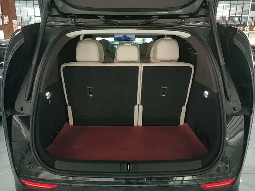 Li Auto Li MEGA — миниатюра 19
