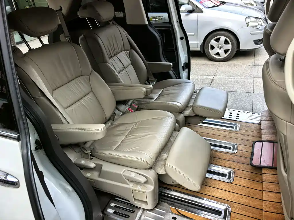 Honda Odyssey — миниатюра 10