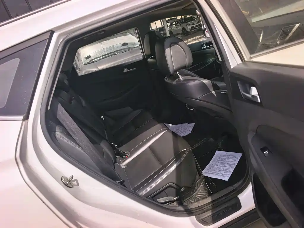 Hyundai Tucson — миниатюра 20