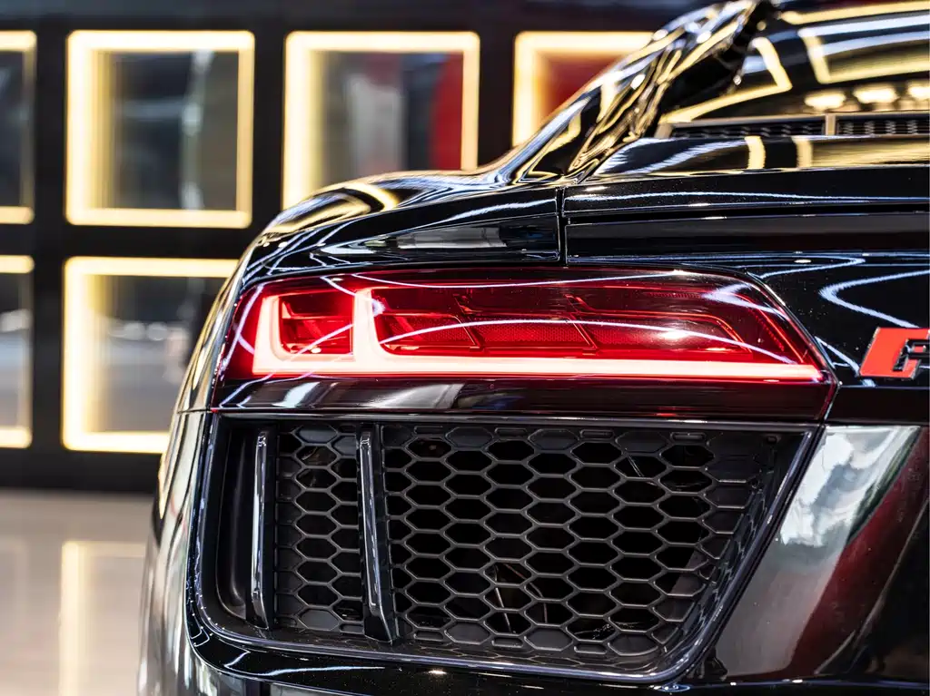 Audi R8 — миниатюра 14