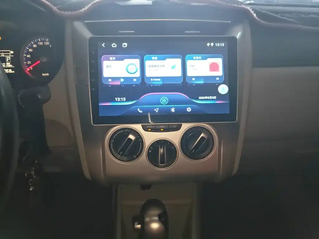 Venucia R50 — миниатюра 13