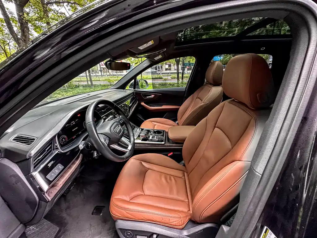 Audi Q7 2021 55 TFSI quattro S line Sport