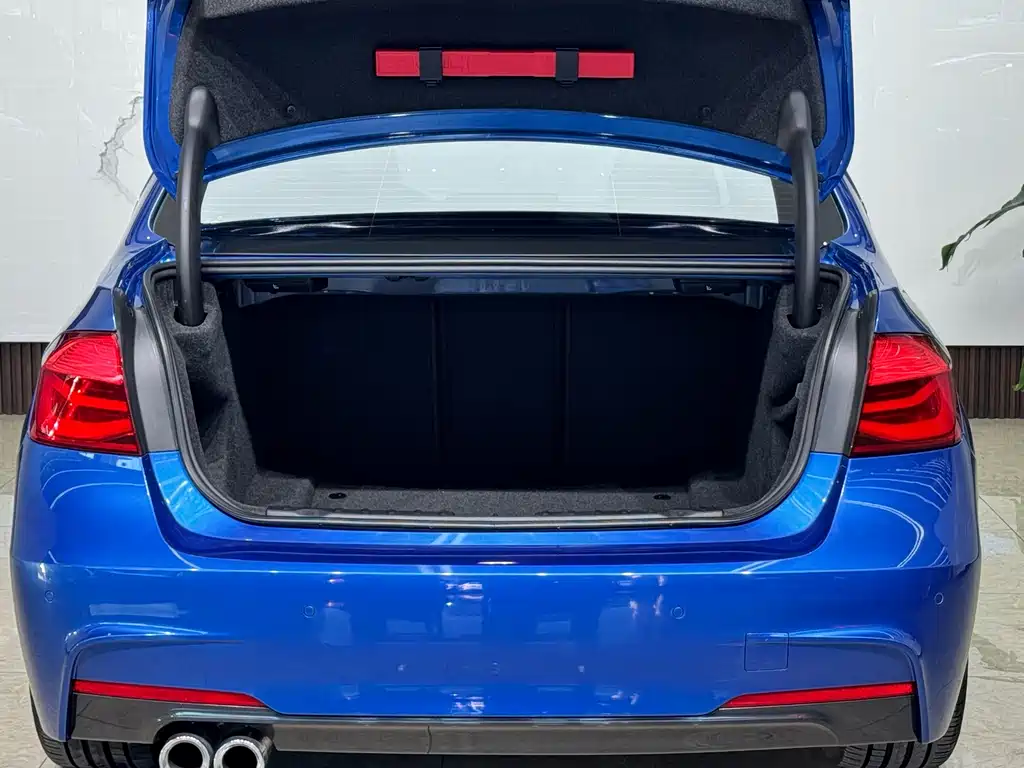 BMW 3 Series — миниатюра 21