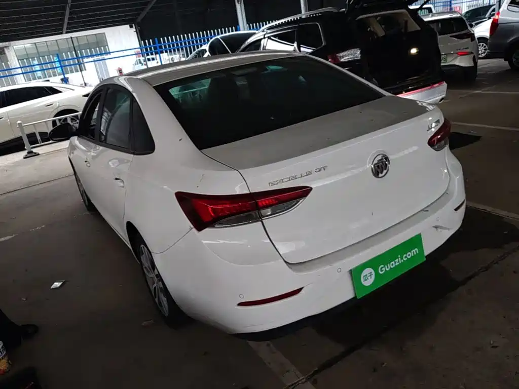 Buick Excelle — миниатюра 5