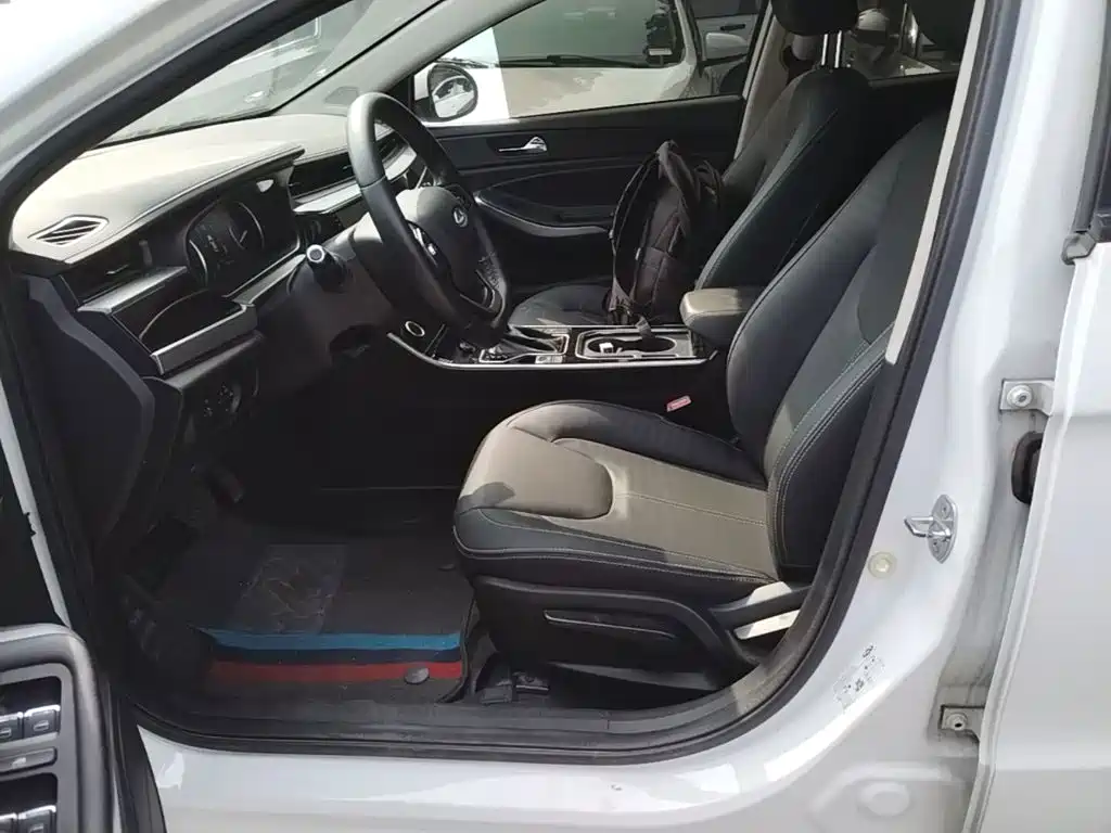 Chery Arrizo 5 — миниатюра 15