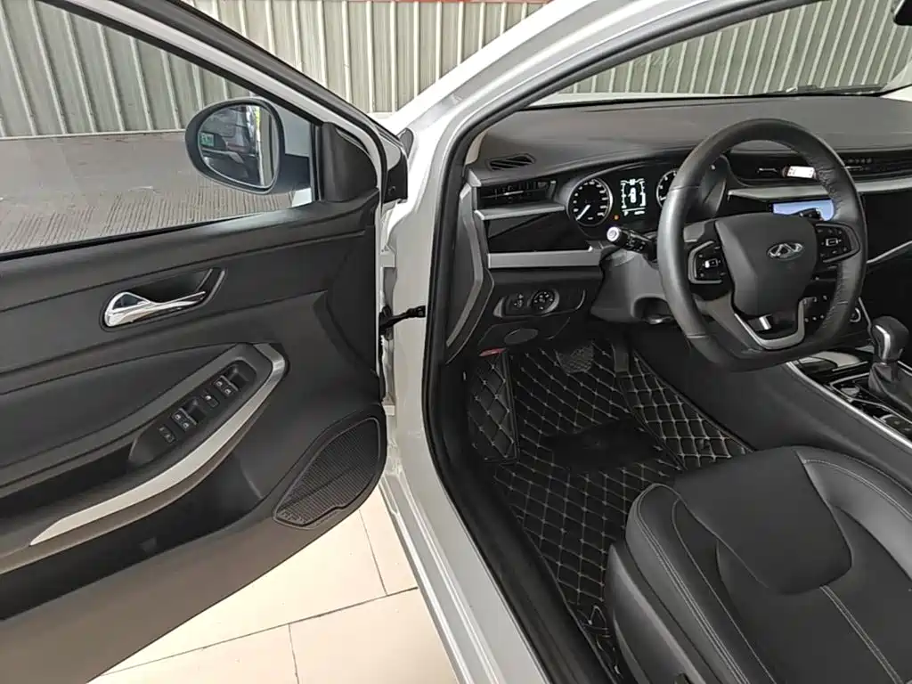 Chery Arrizo 5 — миниатюра 16