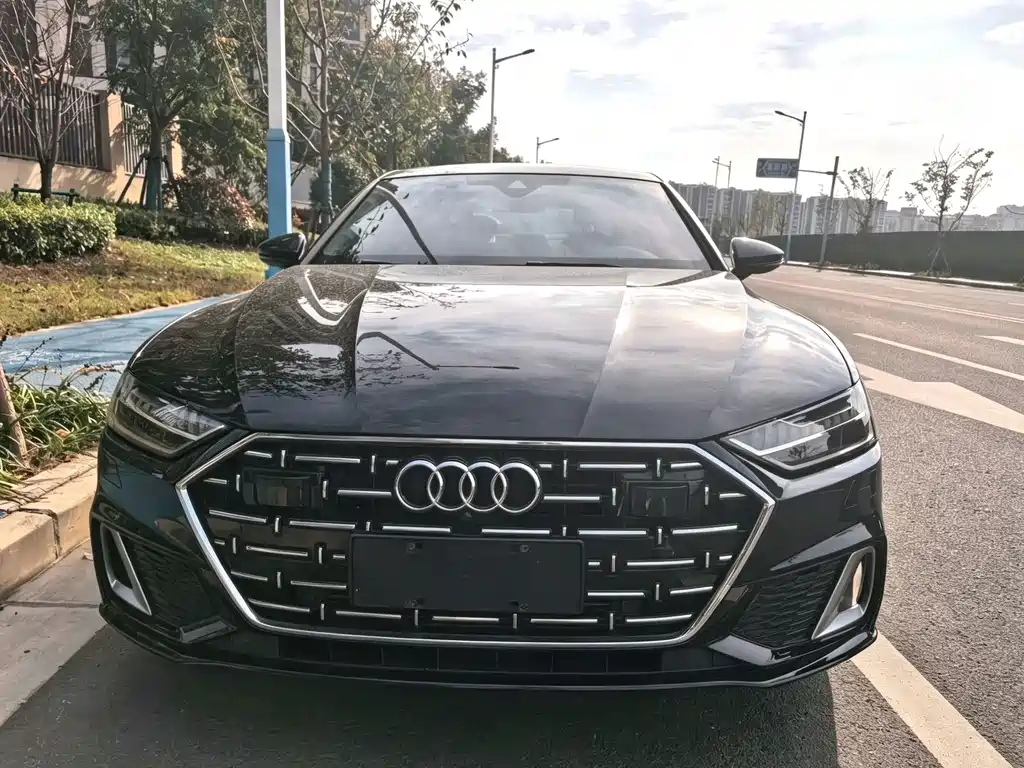 Audi A7L — миниатюра 2