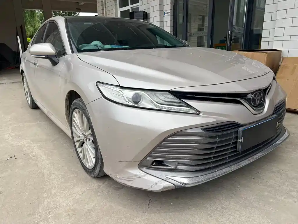 Toyota Camry 2018 2.5G Luxury