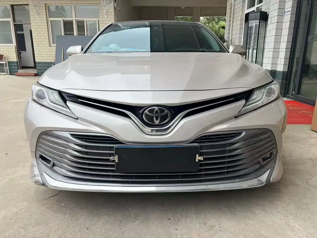 Toyota Camry 2018 2.5G Luxury