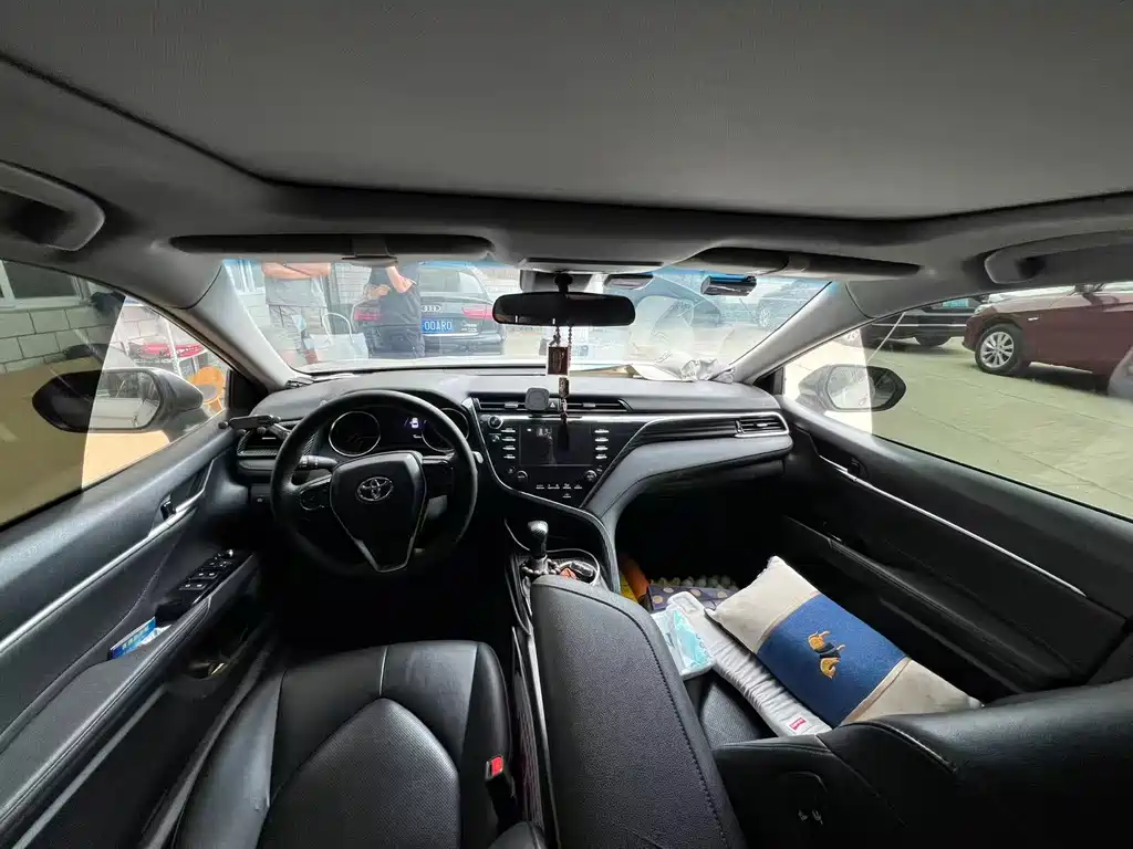 Toyota Camry 2018 2.5G Luxury