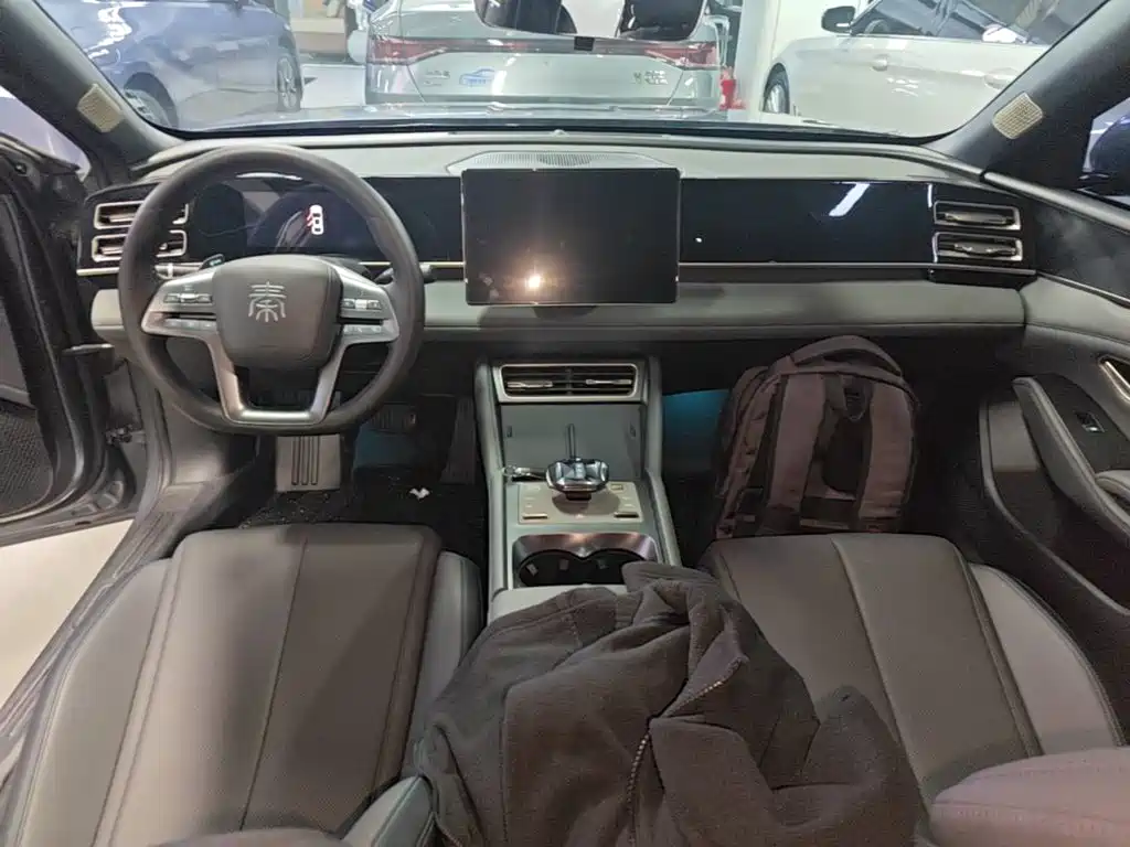 BYD Qin L L 2025 DM-i Smart Drive 80KM