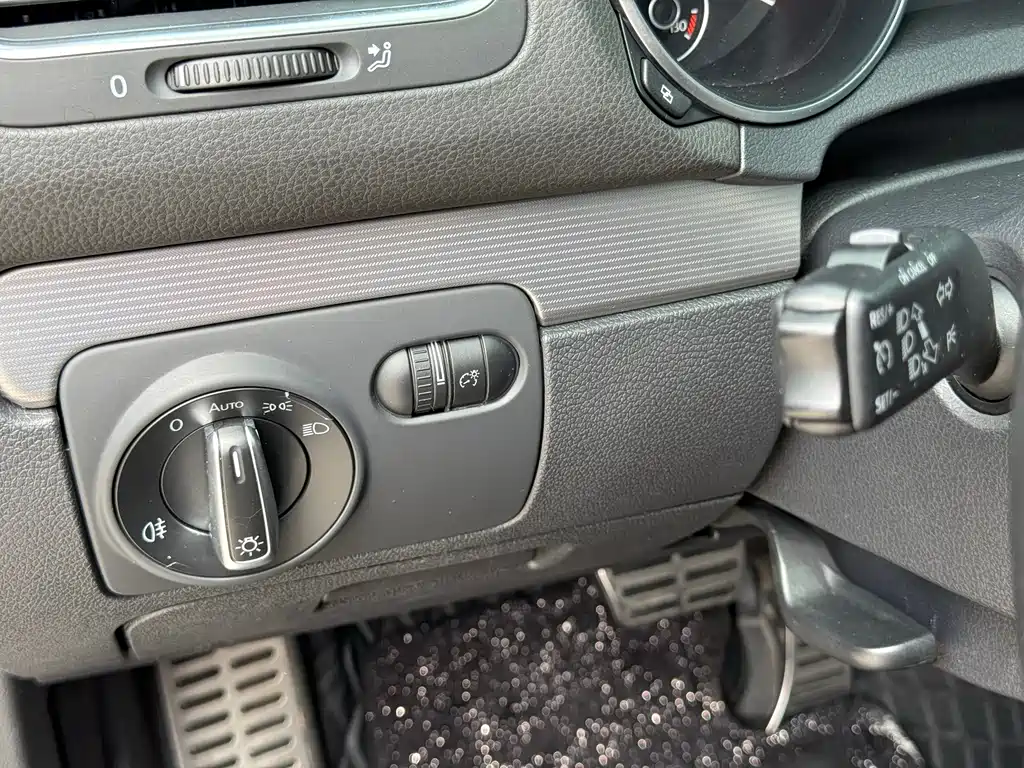 Volkswagen Golf (Import) 2.0TSI R, фото 12