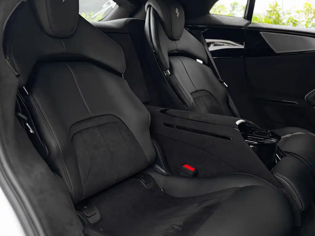 Ferrari Purosangue — миниатюра 30