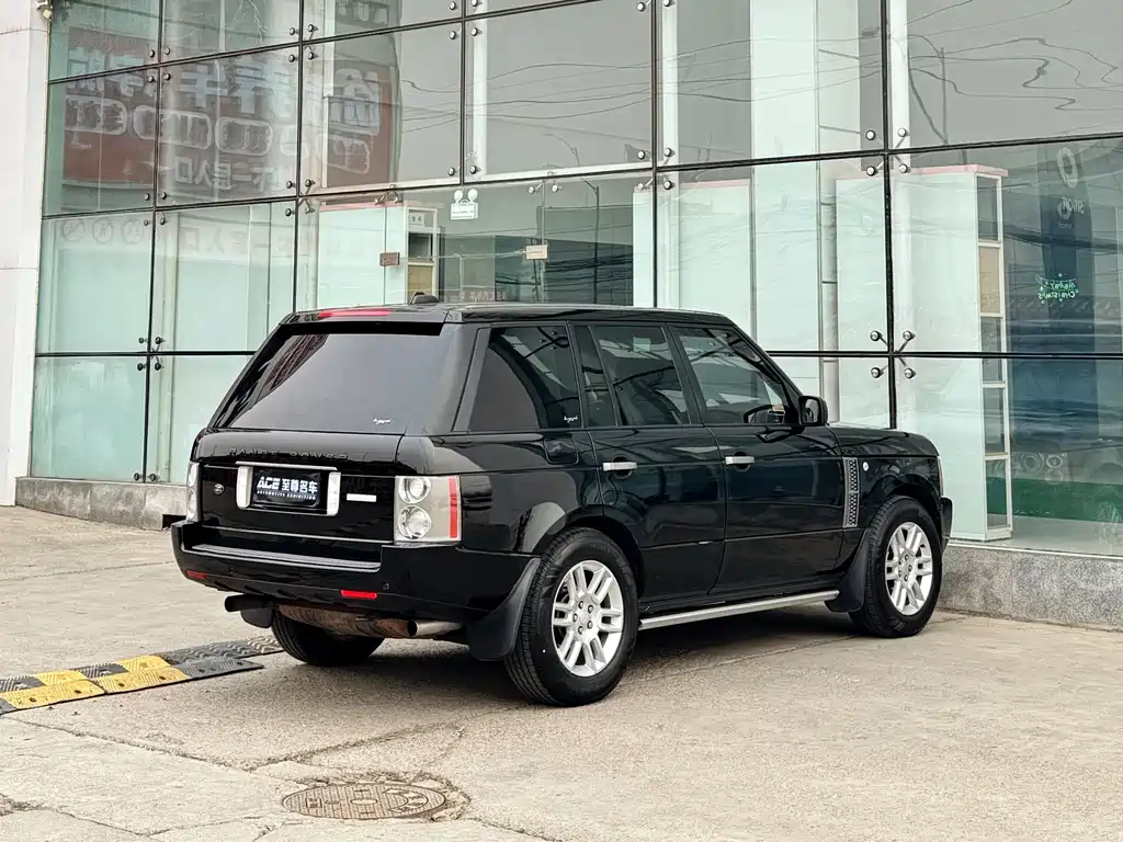 Land Rover Range Rover — миниатюра 4