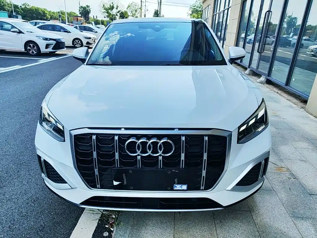 Audi Q2L — миниатюра 3