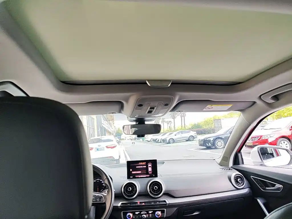 Audi Q2L — миниатюра 18