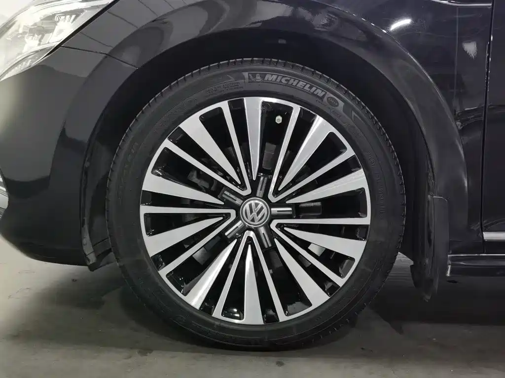 Volkswagen Passat — миниатюра 17