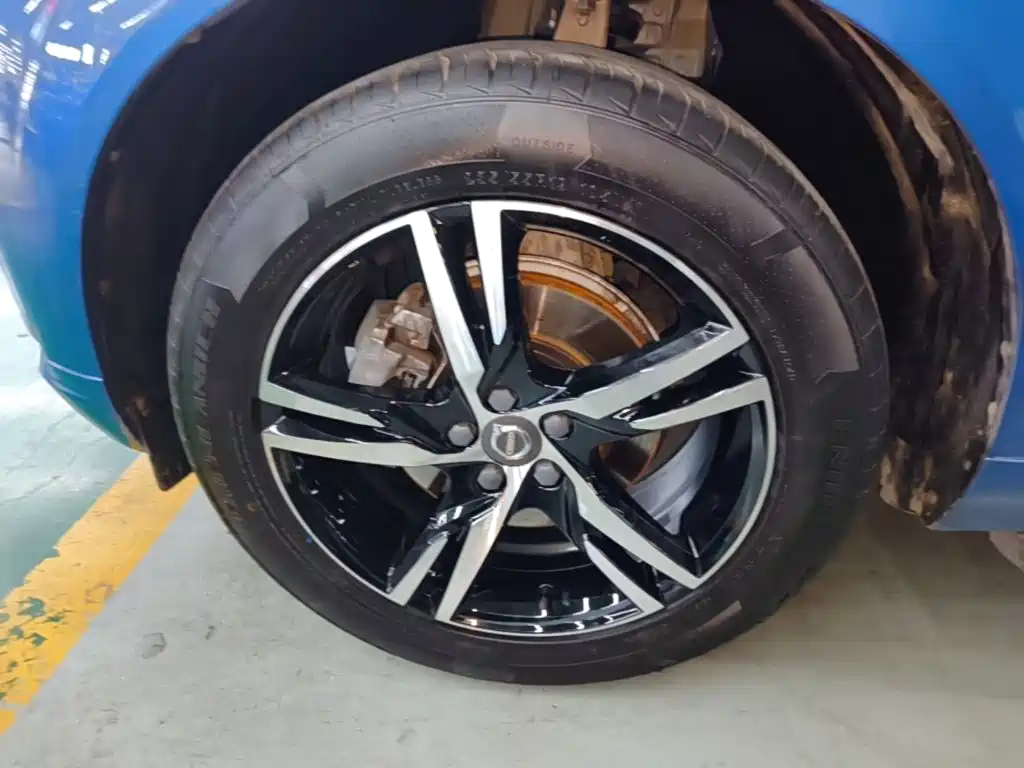 Volvo XC60 — миниатюра 23