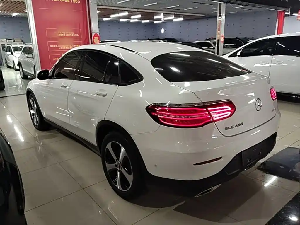 Mercedes-Benz GLC 2017 GLC 200 4MATIC SUV