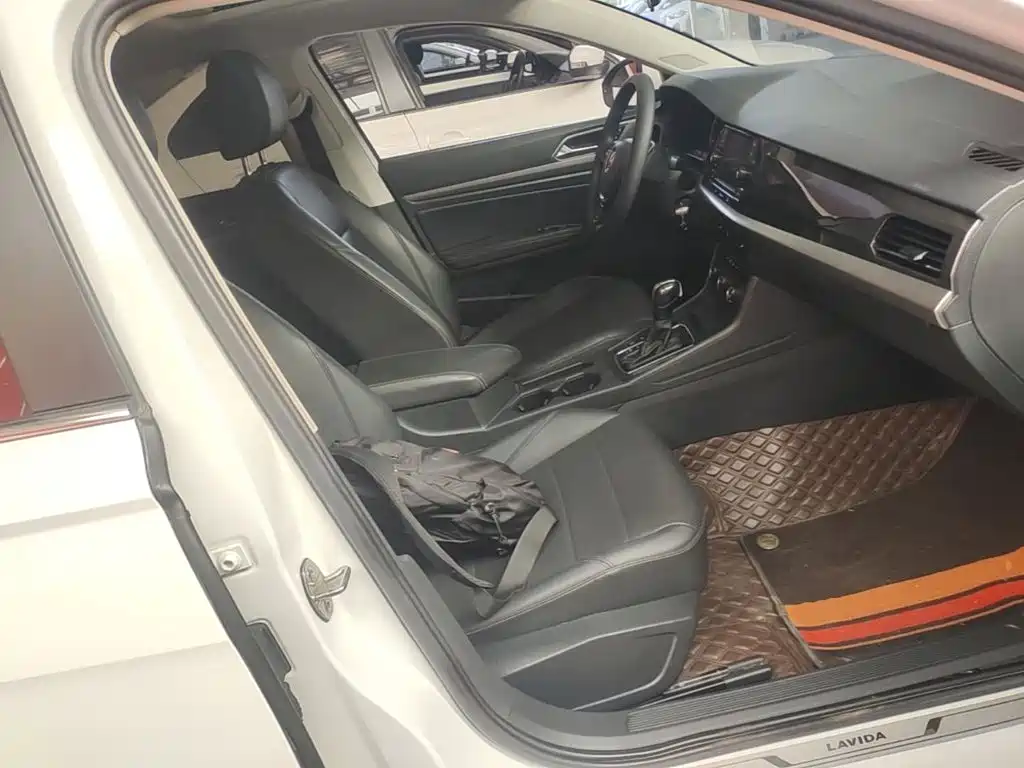 Volkswagen Lavida — миниатюра 25