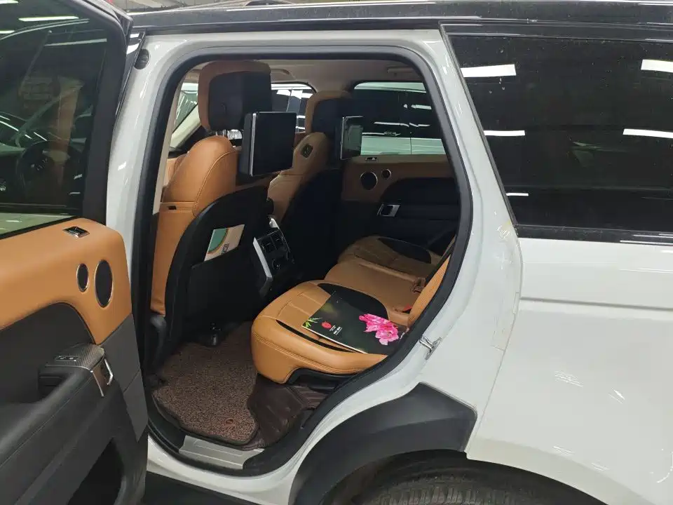 Land Rover Sport — миниатюра 6