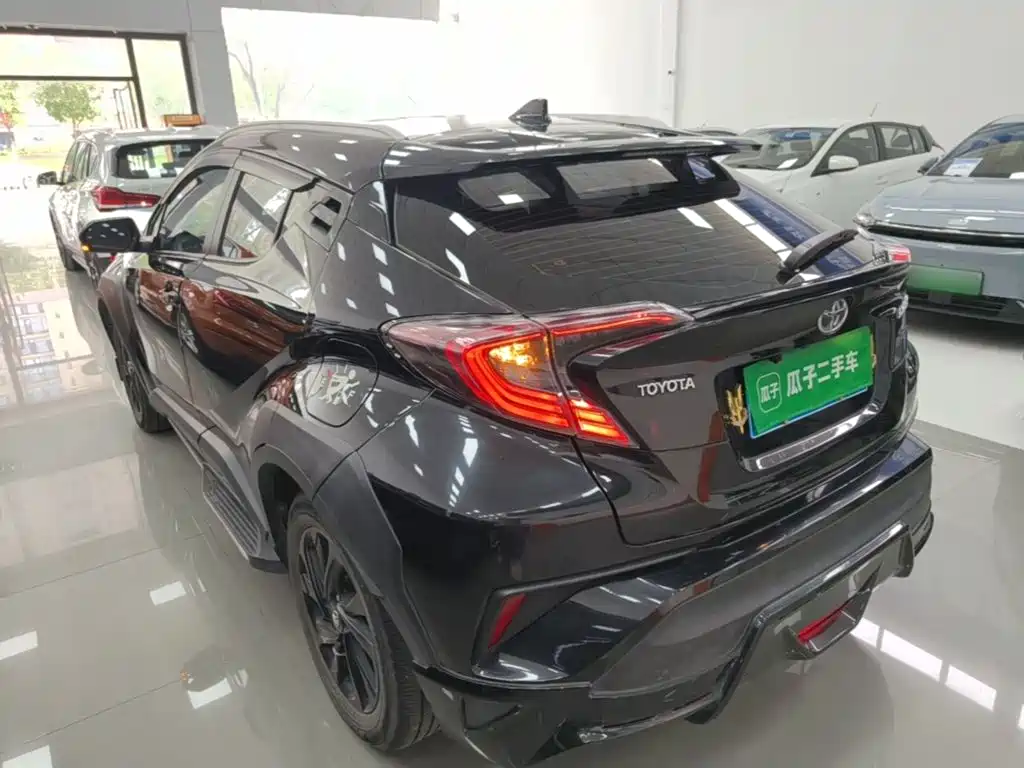 Toyota IZOA — миниатюра 5