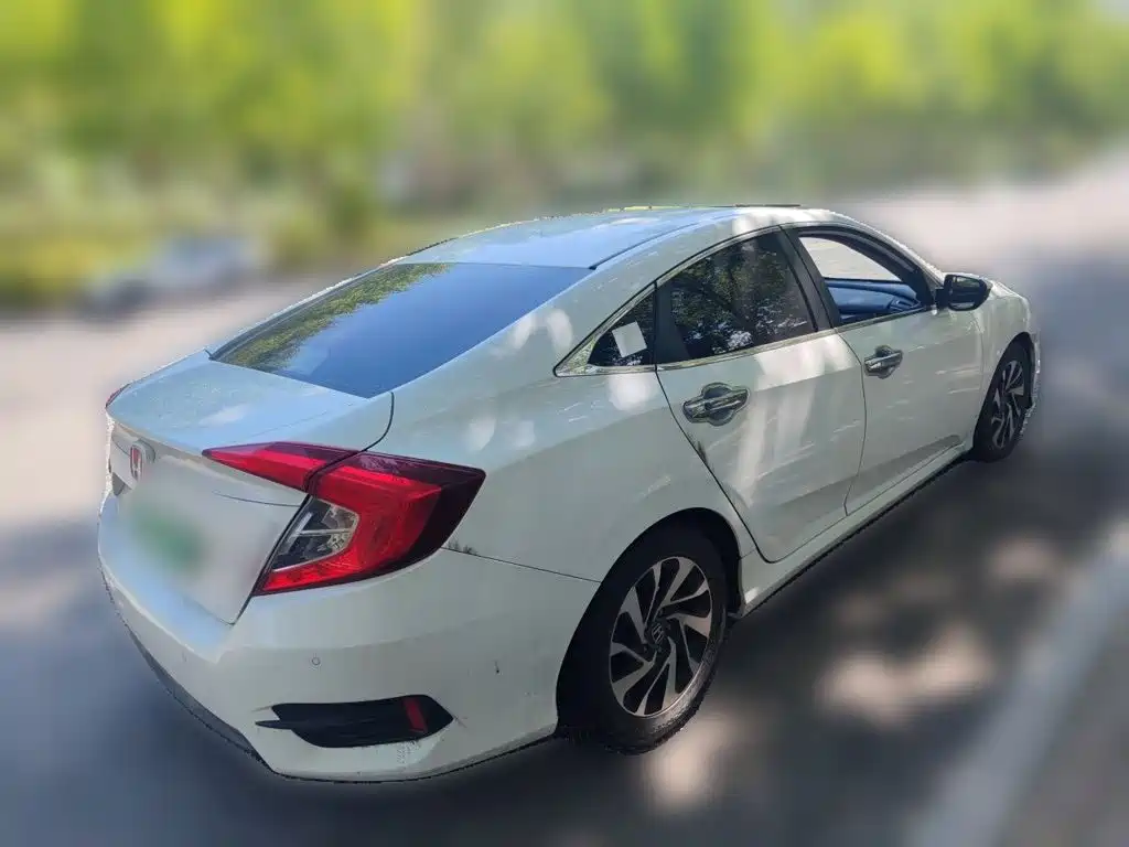 Honda Civic — миниатюра 6