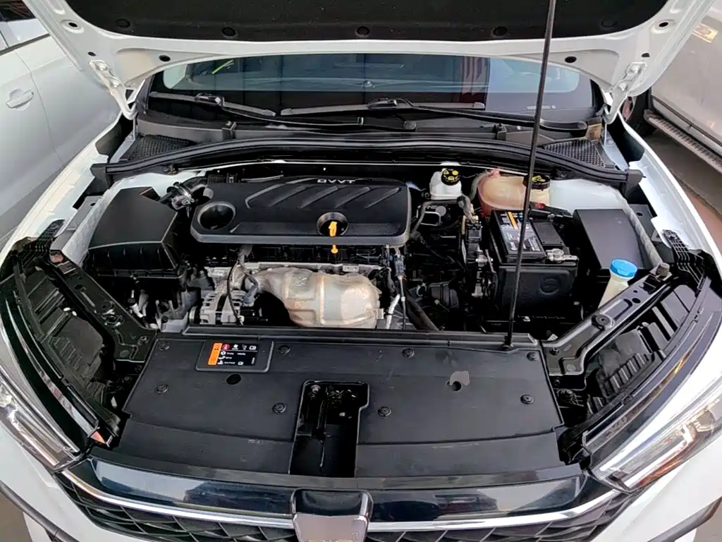 Roewe i5 — миниатюра 20