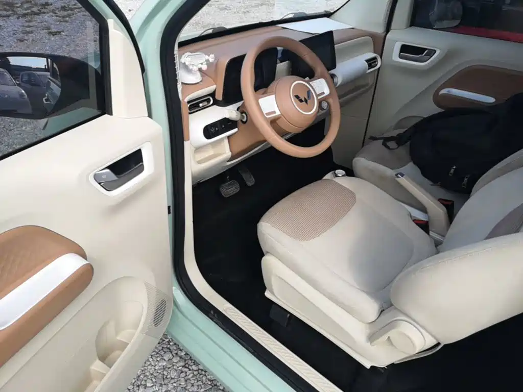 Wuling MINIEV — миниатюра 16