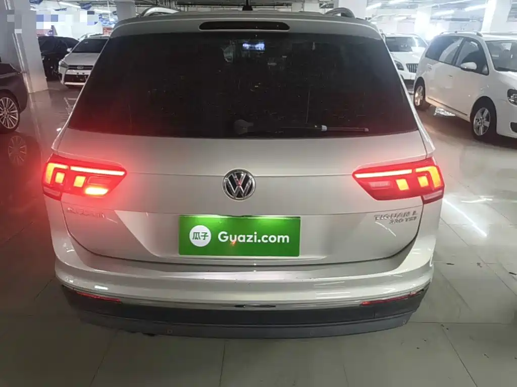 Volkswagen Tiguan L — миниатюра 6
