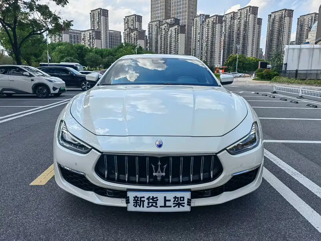 Maserati Ghibli — миниатюра 2