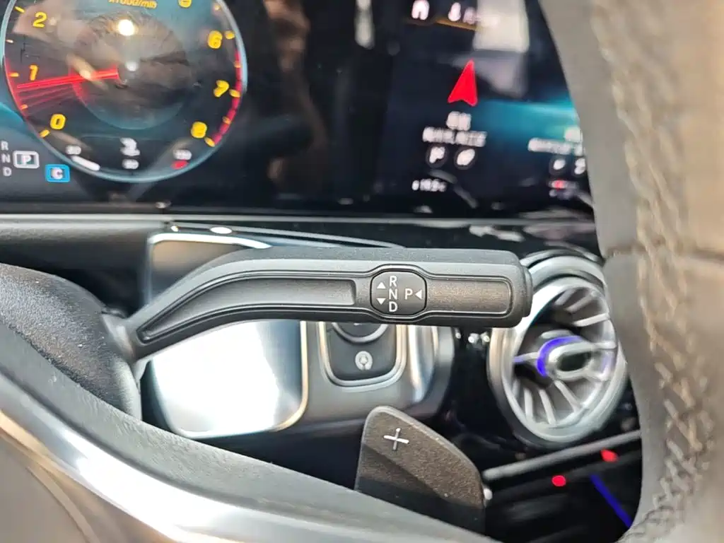 Mercedes-Benz GLB — миниатюра 14