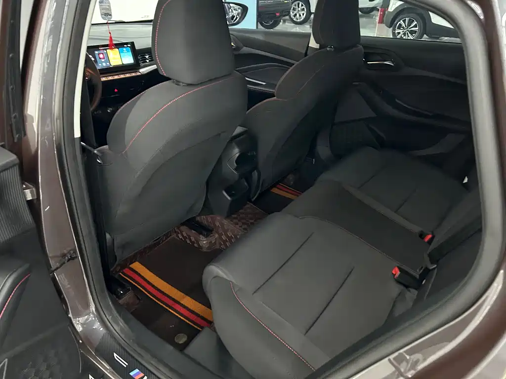 MG 5 2023 180DVVT MT Luxury