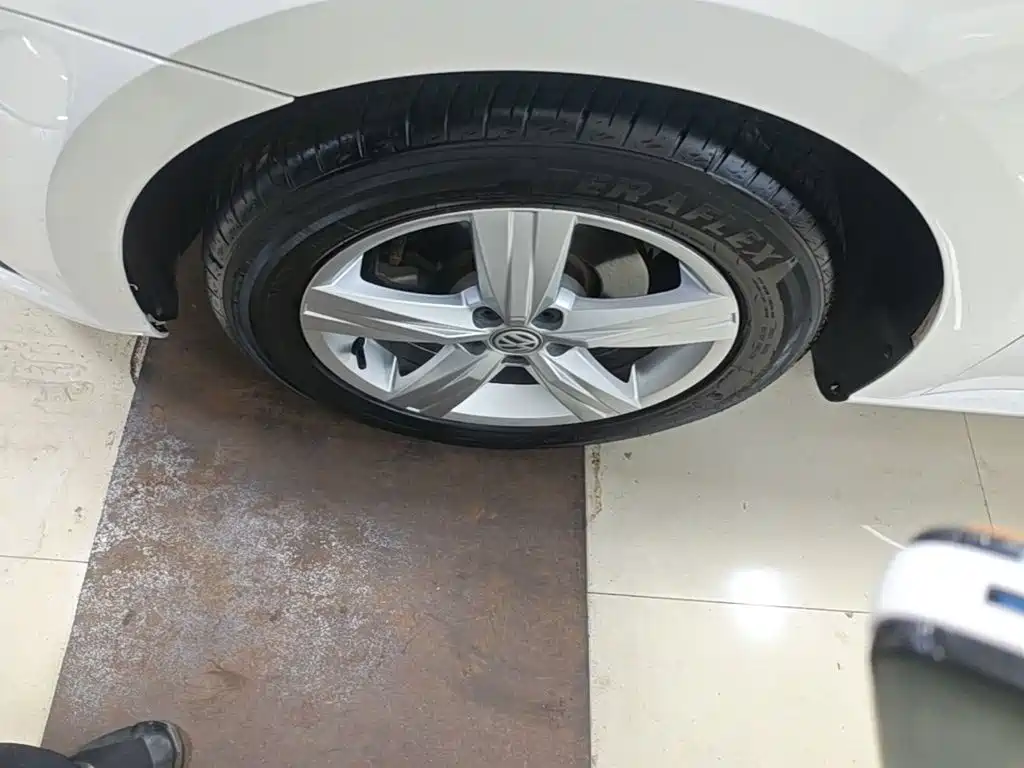 Volkswagen Lavida — миниатюра 23