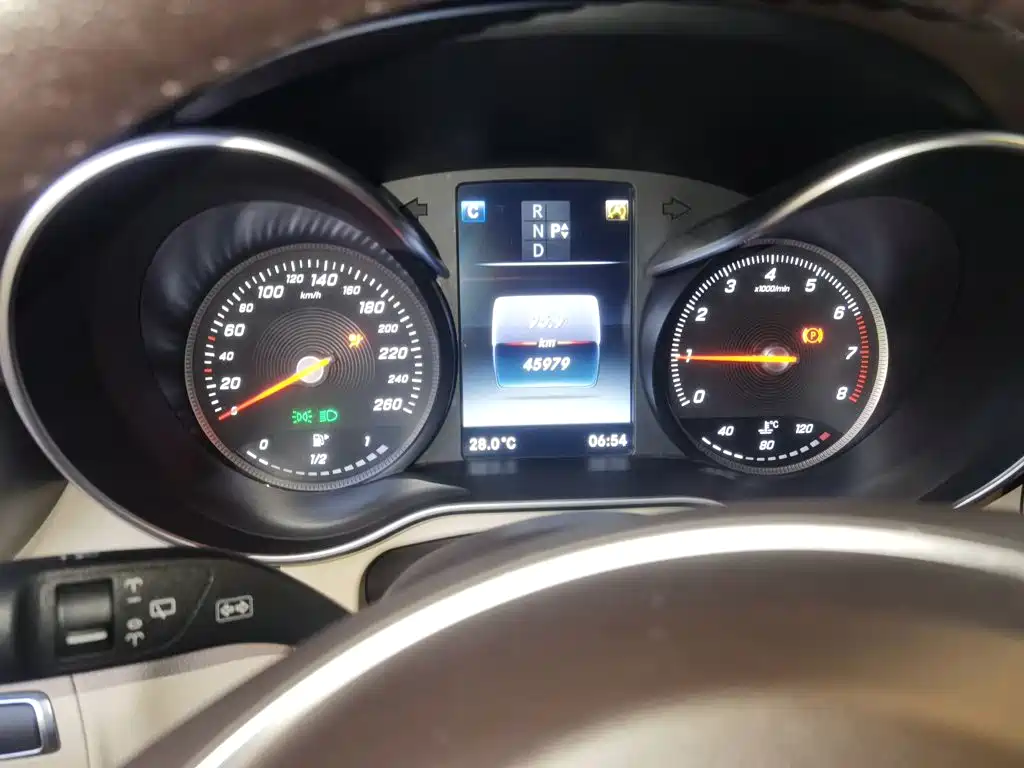 Mercedes-Benz GLC — миниатюра 7