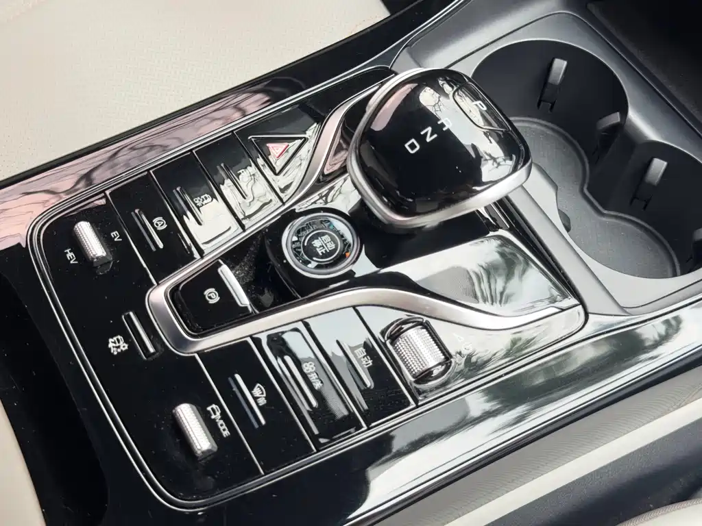 BYD Qin PLUS — миниатюра 11