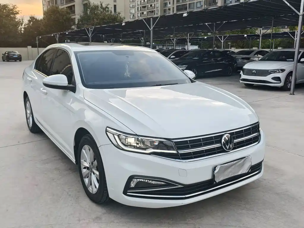 Volkswagen Bora — миниатюра 3