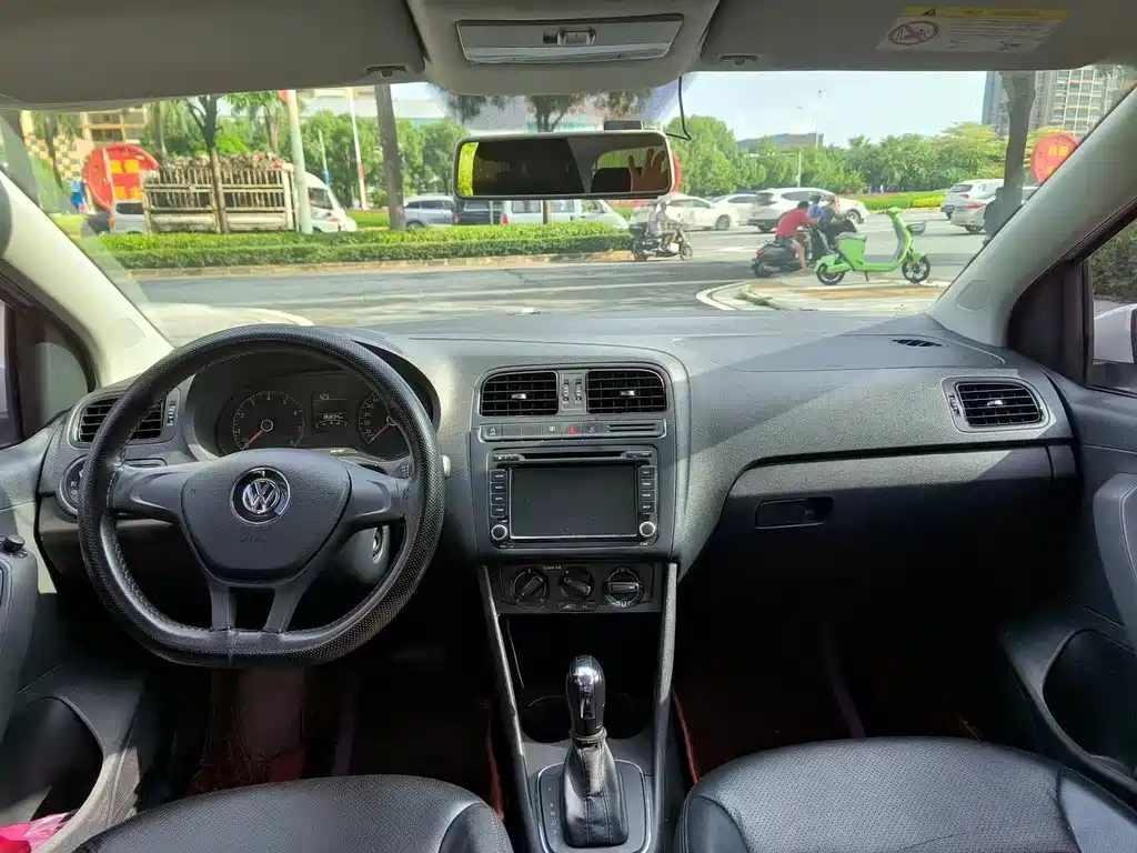 Volkswagen Polo — миниатюра 9