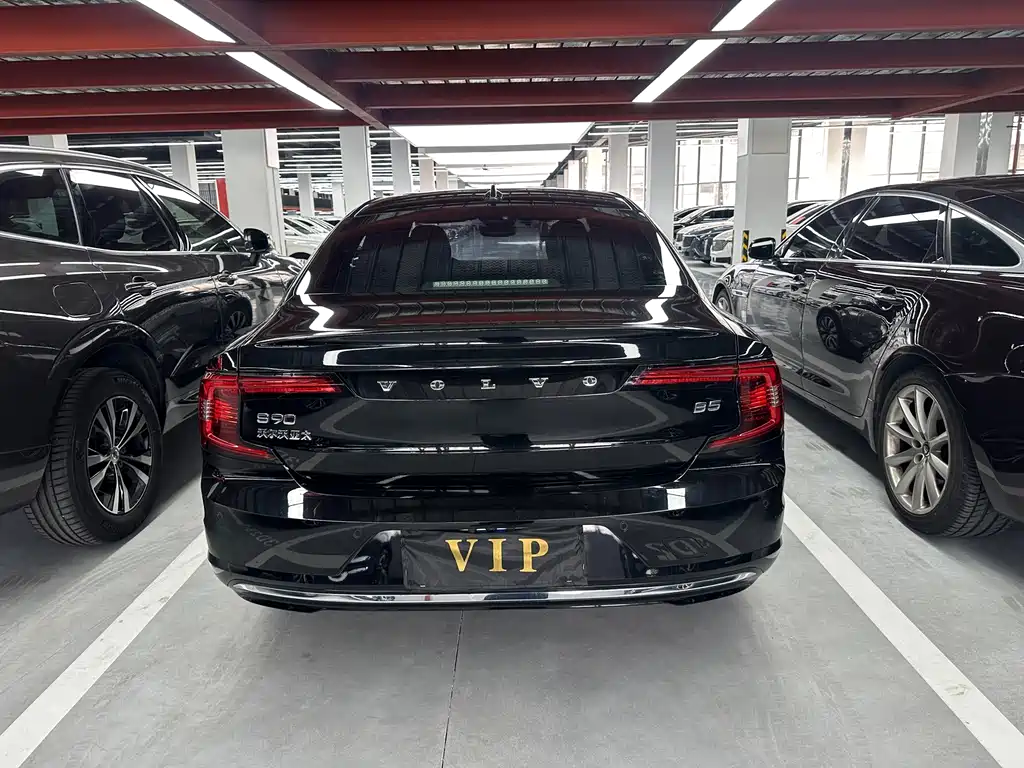 Volvo S90 — миниатюра 18
