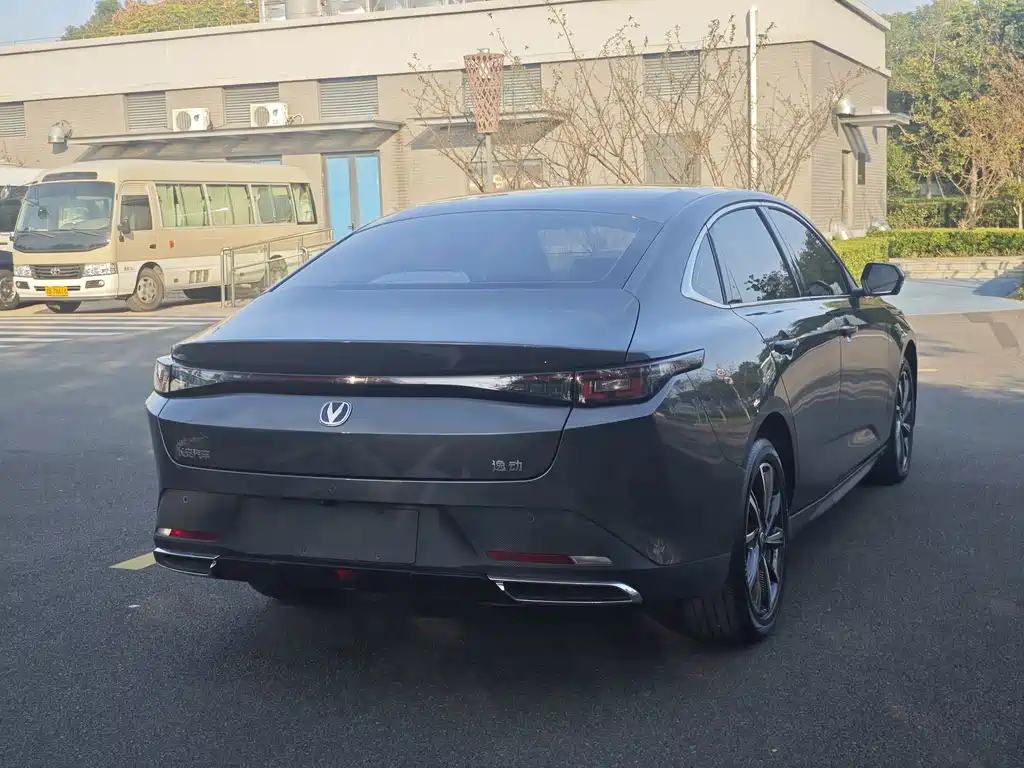 Changan Eado — миниатюра 14