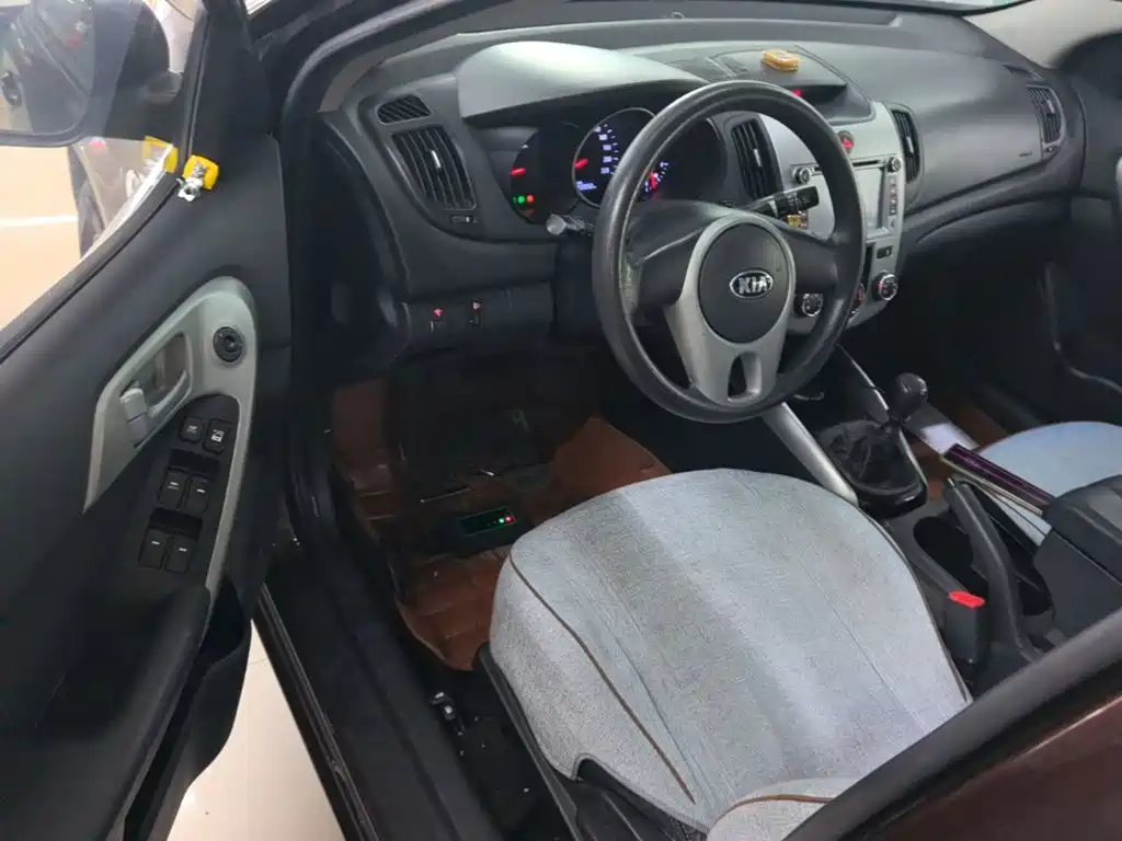 Kia Forte — миниатюра 16