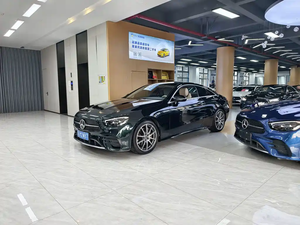 Mercedes-Benz E-Class (Import) — миниатюра 8