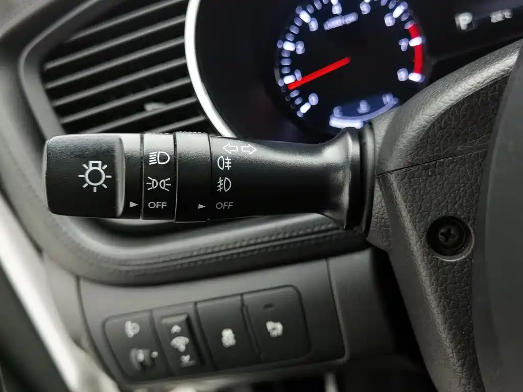 Kia K5 — миниатюра 21